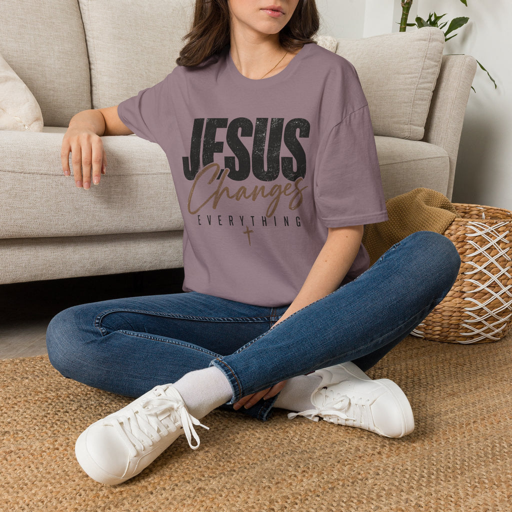 Jesus changes everything T-Shirt