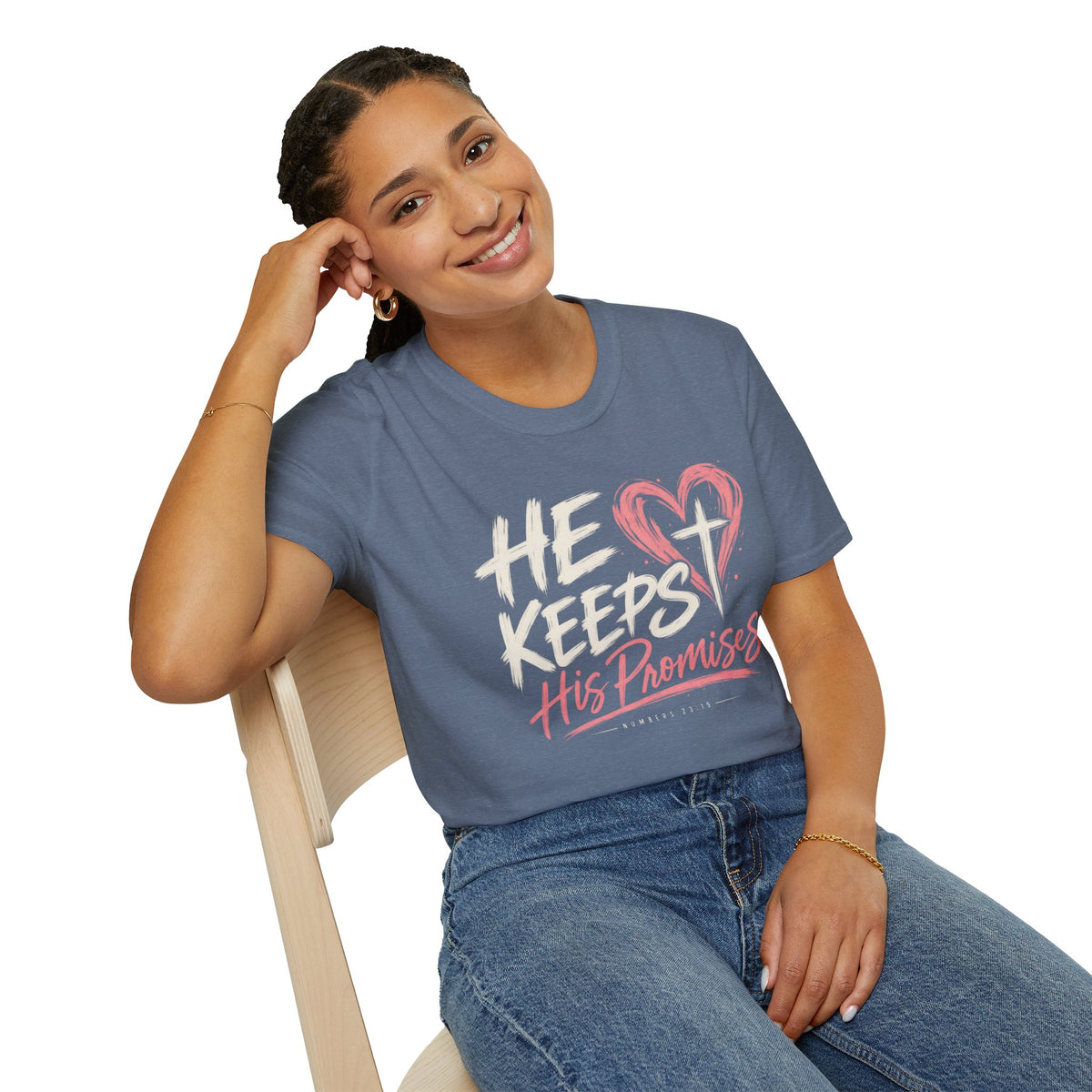 He keeps his promises T-Shirt