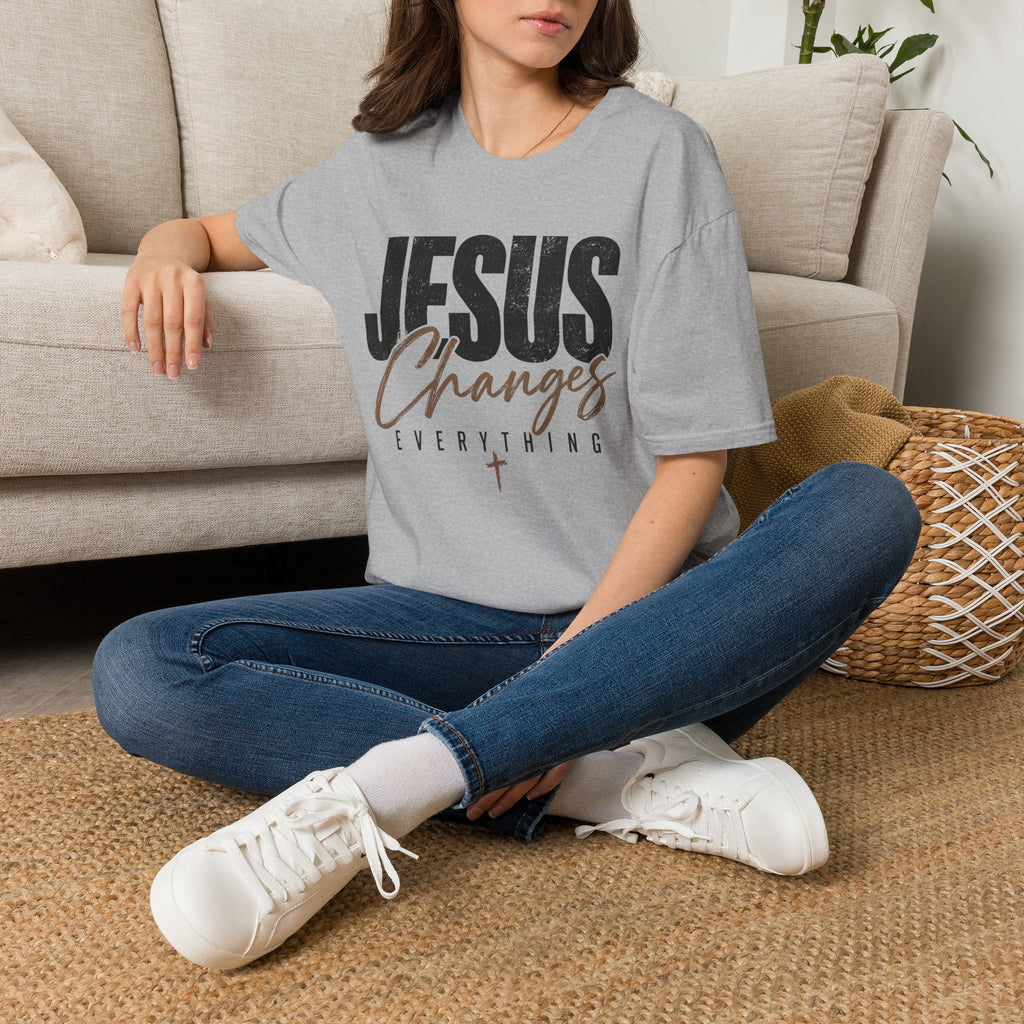 Jesus changes everything T-Shirt